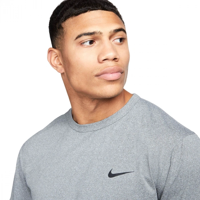 Nike Dri-Fit Uv Hyverse Ss Erkek Gri Antrenman T-Shirt