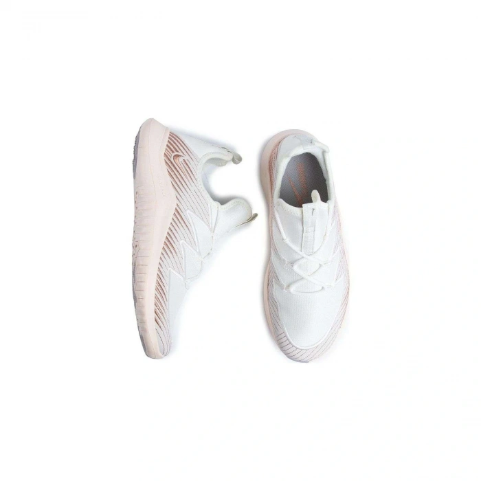 NIKE Free Ultra MTLC AV2140-100