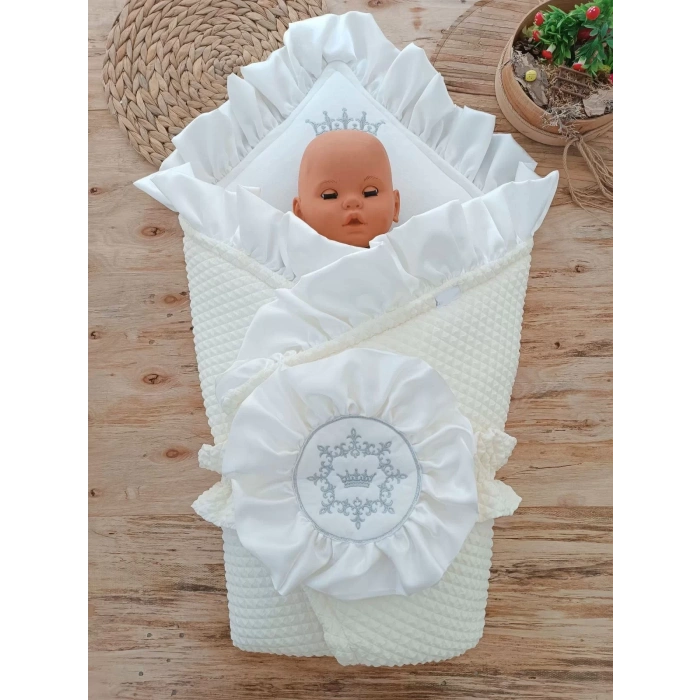 Lenaca Yenidoğan Piramitland Soft Taç Nakışlı Bebek Battaniyesi Kundak