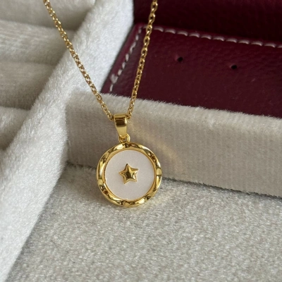 Yuvarlak Yıldızlı Plaka Kolye