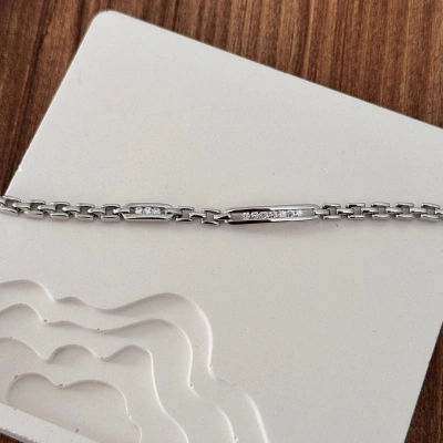 Dikdörtgen İnce Taşlı Bileklik