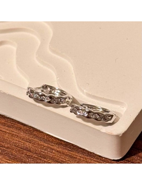 İnce Taşlı Mini Halka Silver Küpe