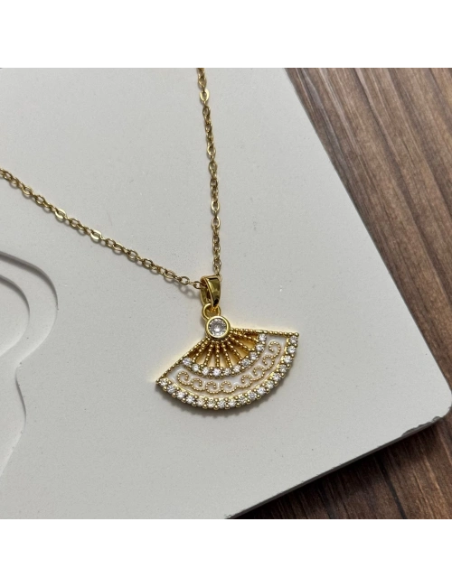 Beyaz Yelpaze Gold Kolye