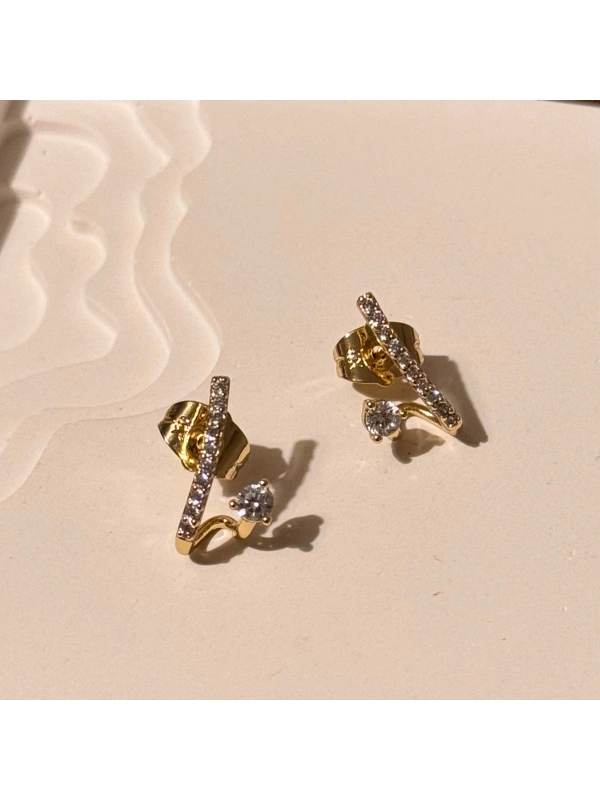 İnce Taşlı Gold Küpe