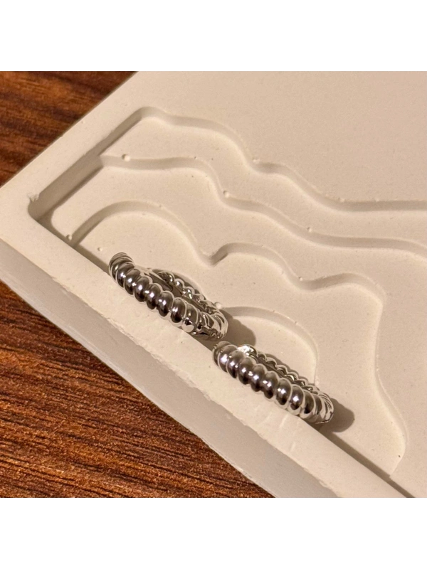 Silver Mini Burgu Halka Küpe