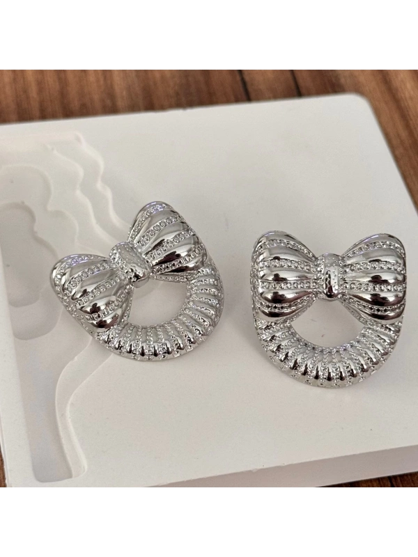 Kurdele Küpe Silver