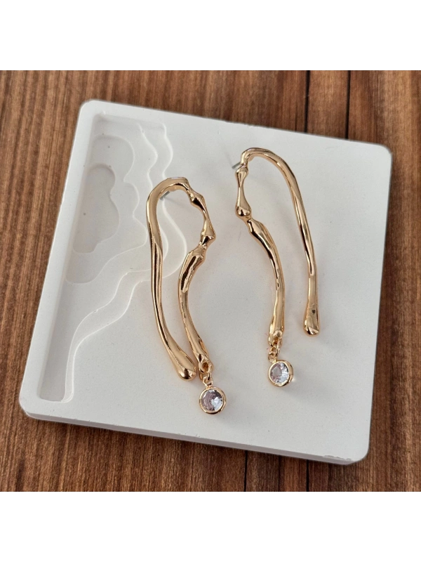 Gold Geometrik Taşlı Küpe