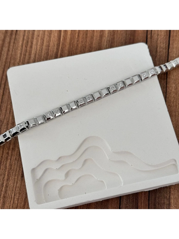 Kare Sıralı Taşlı Silver Bileklik