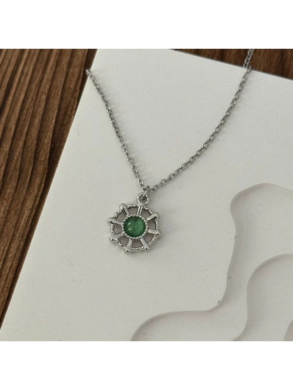 Yeşil Taşlı Minimal Kolye