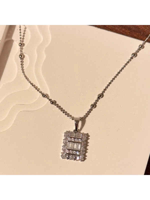 Kare Taşlı Silver Kolye