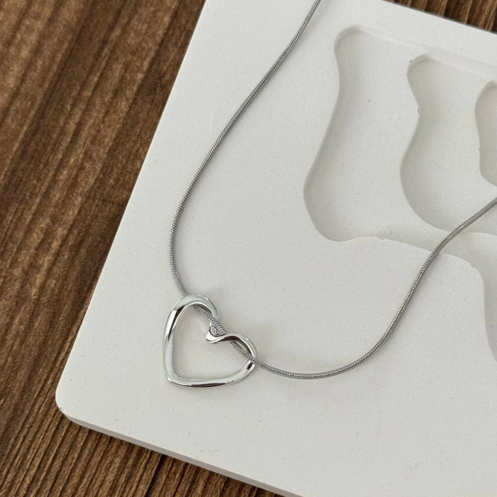 Minimal Kalpli Kolye