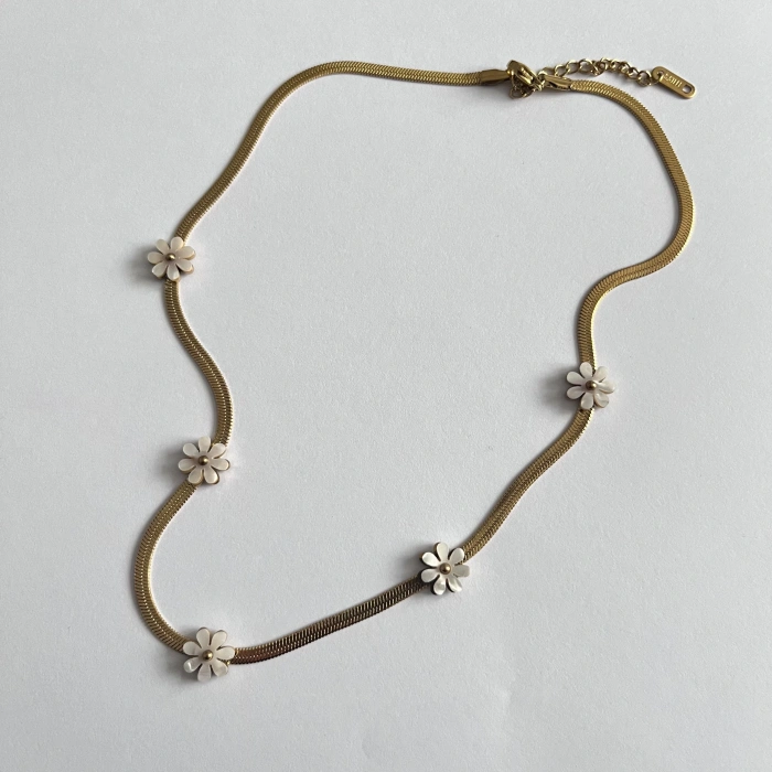 Papatya Çiçek Kolye