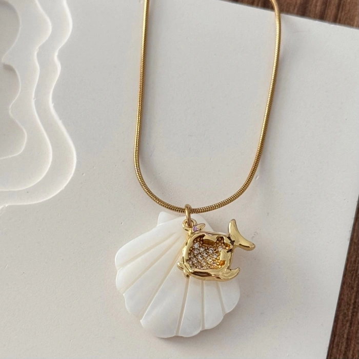 Deniz Kabuğu Balık Charmlı Kolye