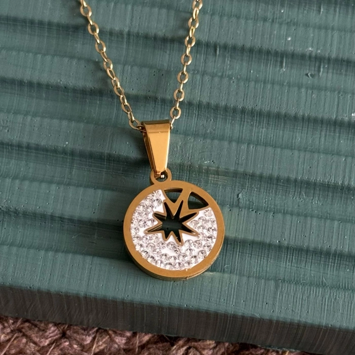 Yuvarlak Taşlı Zarif Kolye