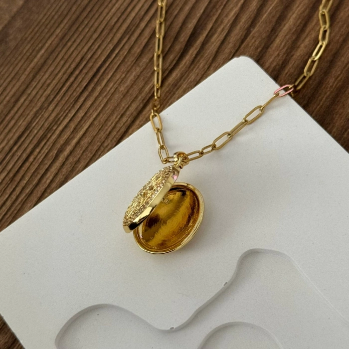 Kapaklı Gold Kolye