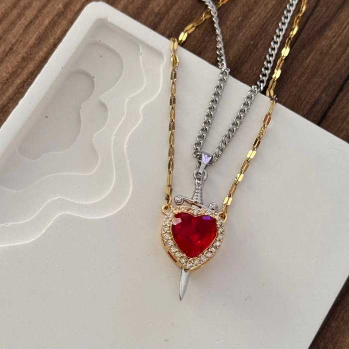 Kalp ve Kılıç Kolye İkili