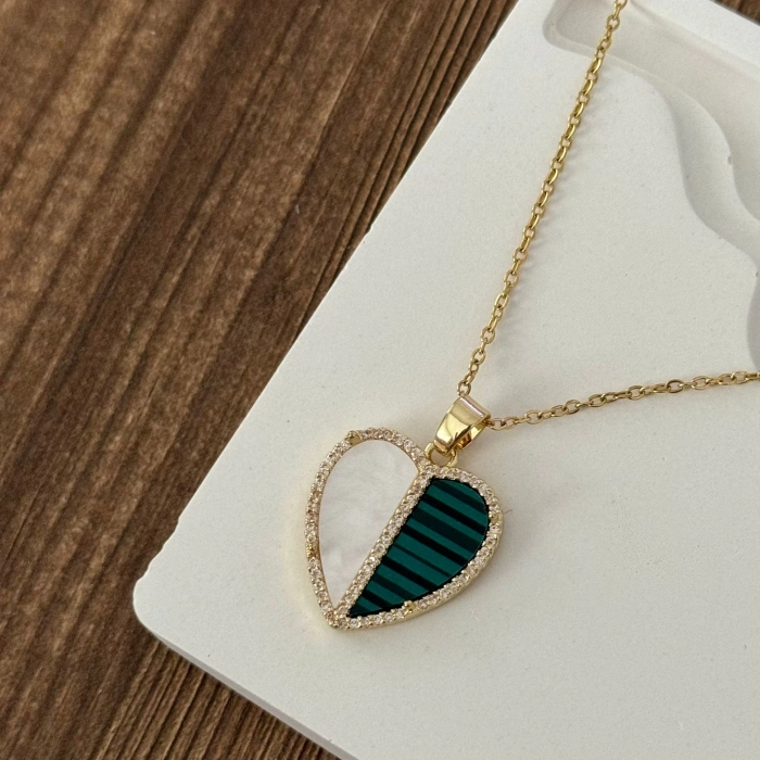 Yeşil Beyaz Kalp Kolye