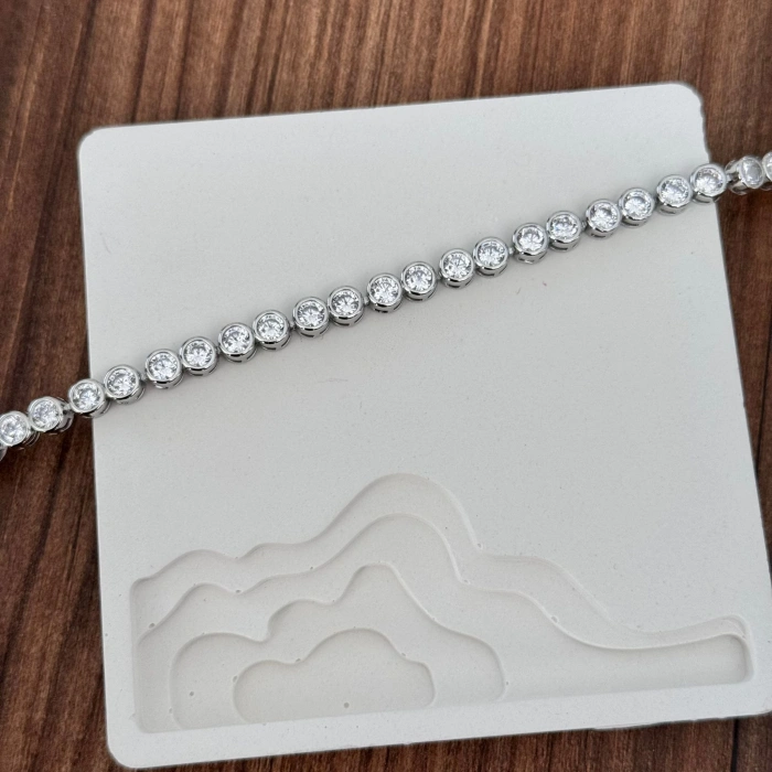 Sıralı Yuvarlak Taşlı Model Bileklik