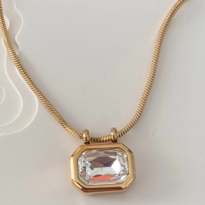 Dikdörtgen Taşlı Plaka Kolye