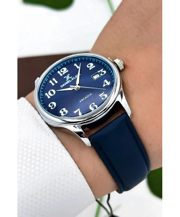 Deri Kordon Takvimli Erkek Kol Saati Lacivert sddk101
