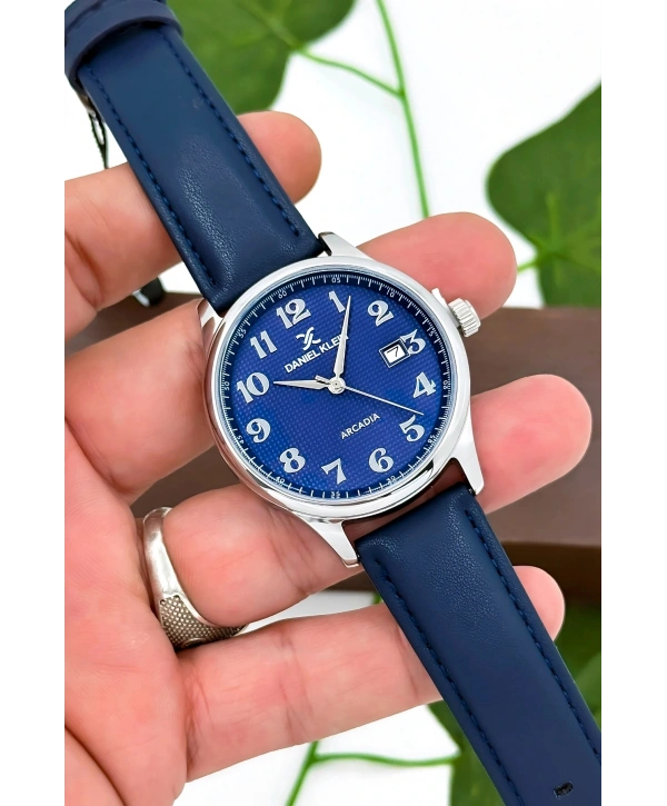Deri Kordon Takvimli Erkek Kol Saati Lacivert sddk101