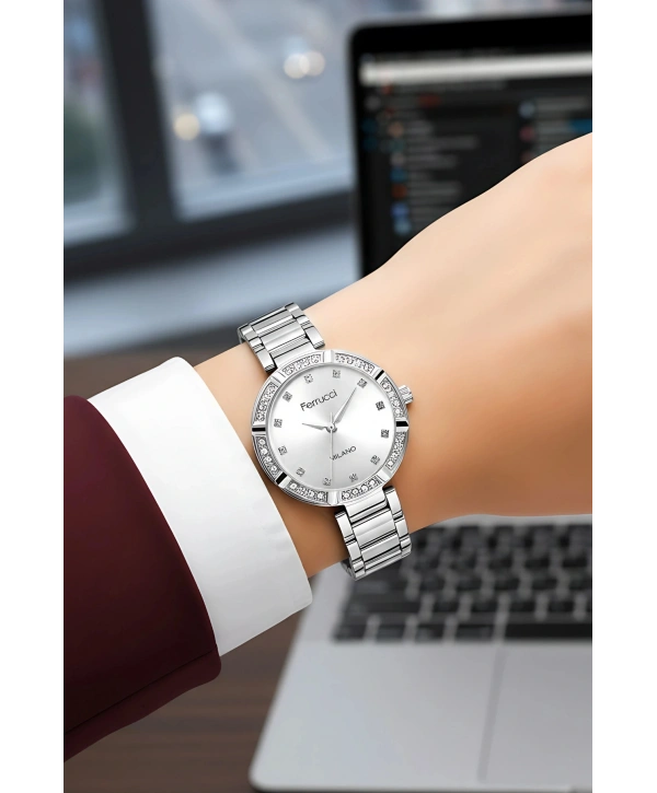 Çelik Kordon Taşlı Kasa Kadın Kol Saati Gümüş sdfer183