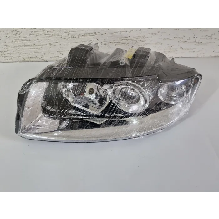 AUDİ A4 MERCEKLİ ZENON SOL ÖN FAR SIFIR 2001-2004