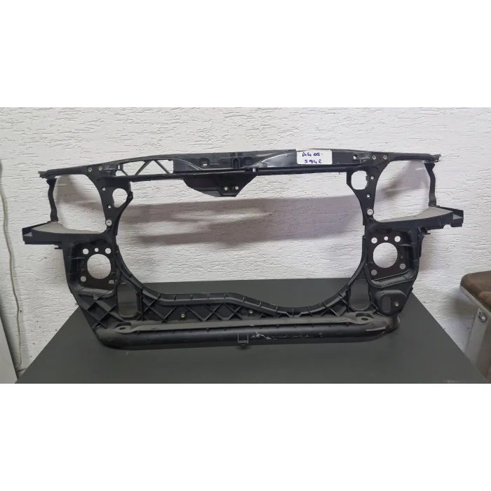 AUDİ A4 ÖN PANEL DİZEL 2005-2008 SIFIR KARGO HASARLI