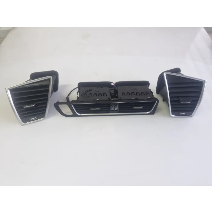 AUDİ Q5 ÖN HAVALANDIRMA IZGARALARI SET SIFIR 2009-2012