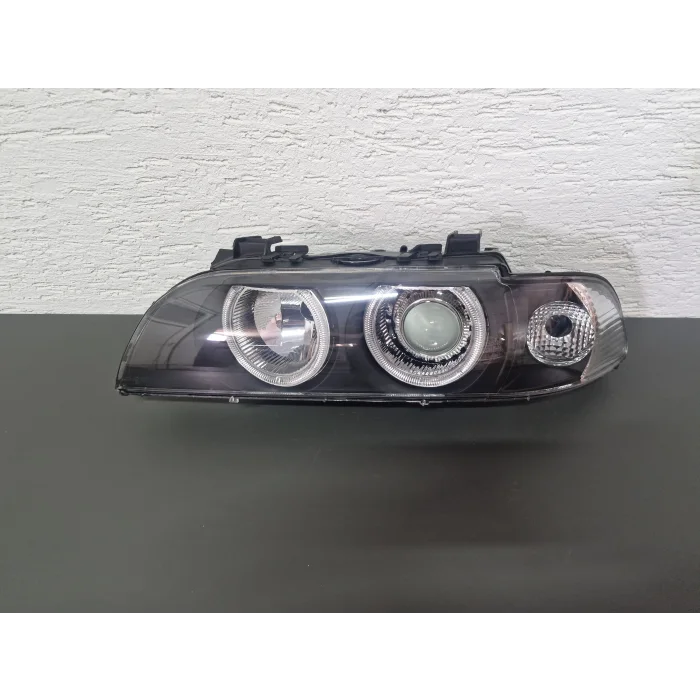 BMW E39 SOL ÖN FAR (SİYAH) BEYAZ SİNYAL SIFIR 2001-2003