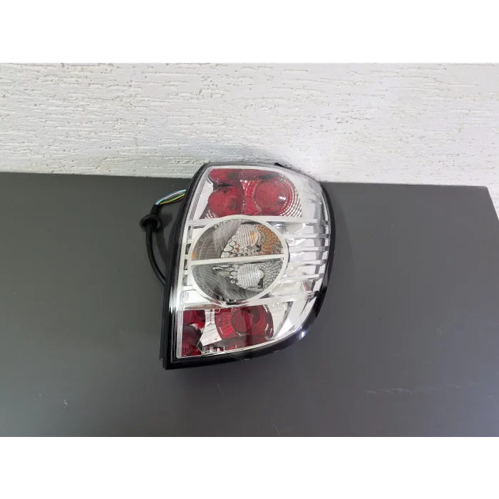 CHEVROLET CAPTİVA SAĞ ARKA STOP LAMBASI ŞEFFAF SIFIR 2012-2014