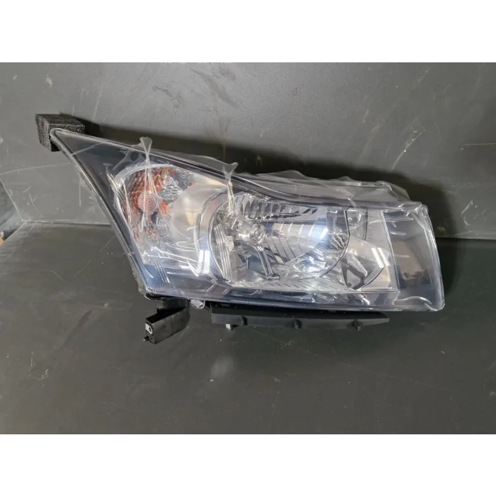 CHEVROLET CRUZE SAĞ ÖN FAR SIFIR 2009-2012