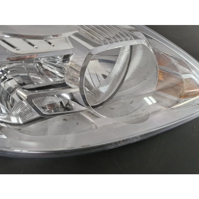 FORD FOCUS SAĞ ÖN FAR KROM ZEMİN 2008-2011