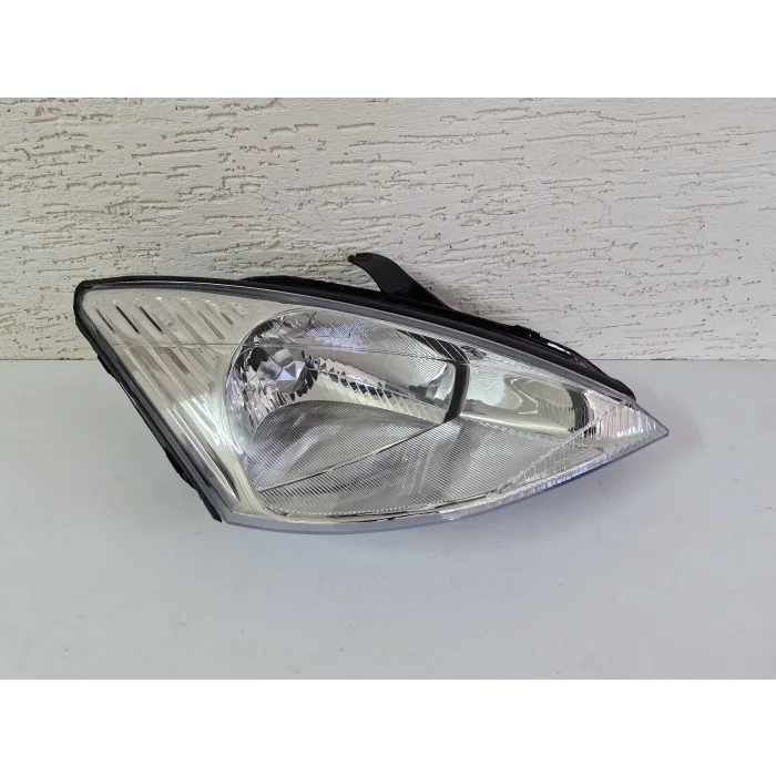 FORD FOCUS SAĞ ÖN FAR MOTORLU 1998-2001 SIFIR AYARINDA