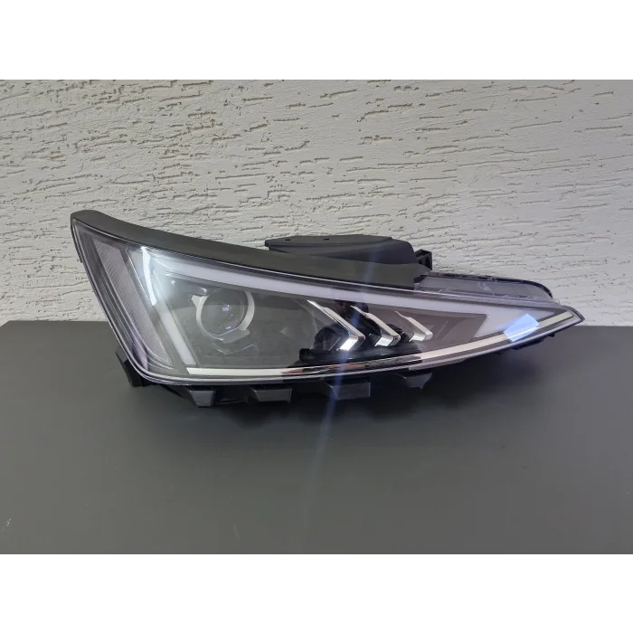 HYUNDAİ ELANTRA SAĞ ÖN FAR LEDLİ SIFIR 2019-2021