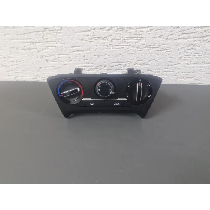 HYUNDAİ İ20 KLİMA KONTROL PANELİ ORJİNAL