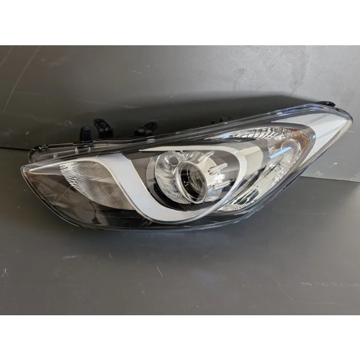HYUNDAİ İ30 SOL ÖN FAR MOTORLU SIFIR 2012-2015