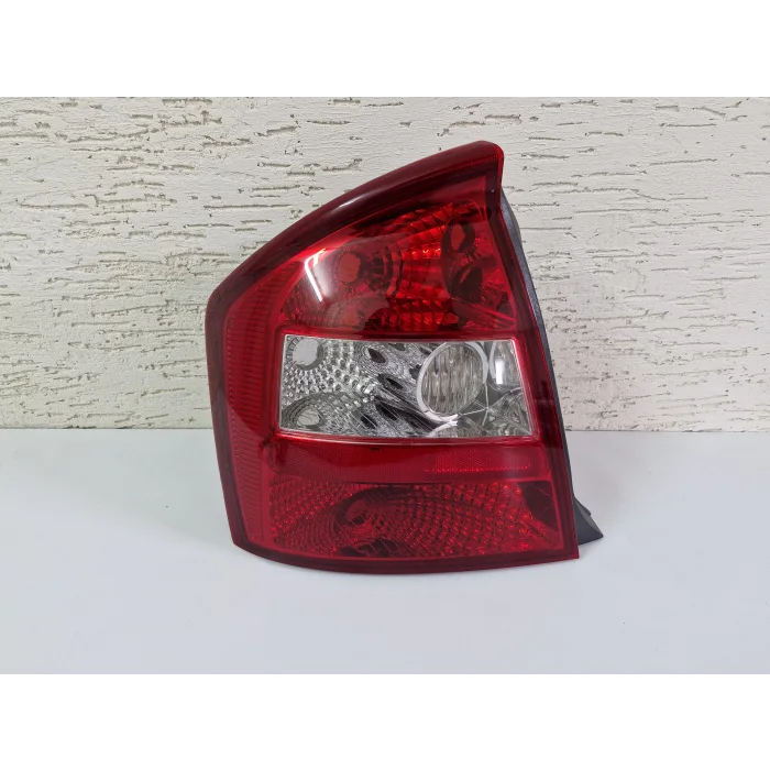 KİA CERATO SEDAN SOL ARKA STOP LAMBASI DUYLU SIFIR 2004-2007