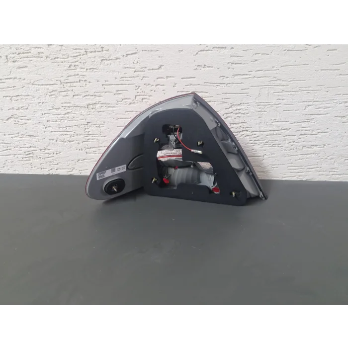 MERCEDES W211 E200 E220 AVANGARDE SAĞ ARKA STOP LAMBASI SIFIR 2002-2005