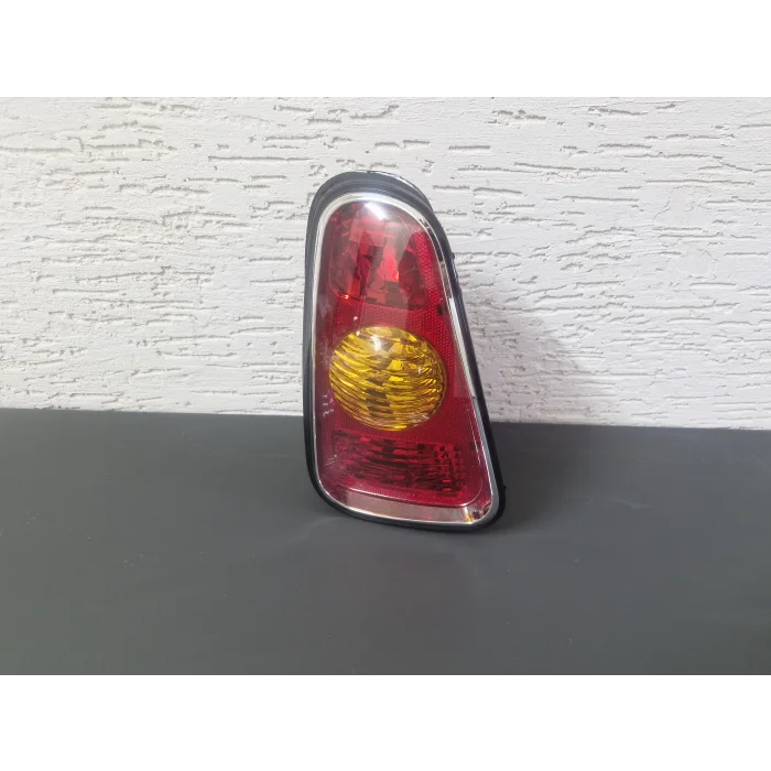 MİNİ COOPER R50 SOL ARKA STOP LAMBASI SIFIR 2001-2006
