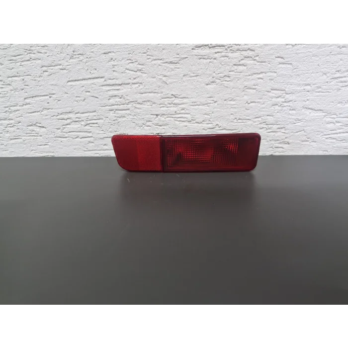 MİTSUBİSHİ OUTLANDER SOL ARKA TAMPON REFLEKTÖRÜ SIFIR 2001-2006