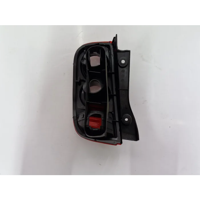 NISSAN MİCRA SAĞ ARKA STOP LAMBASI 2003-2005 SIFIR AYARINDA