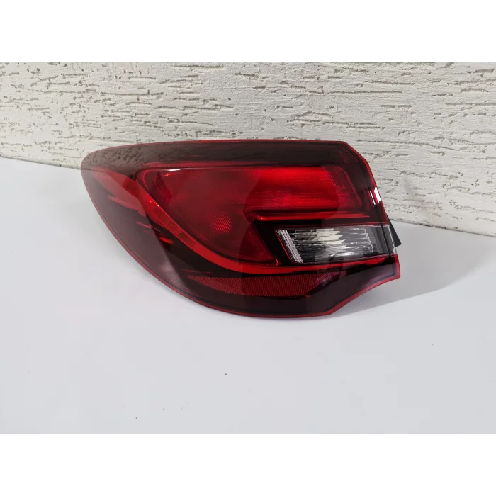 OPEL ASTRA J SEDAN SOL ARKA DIŞ STOP LAMBASI SIFIR 2014-2020