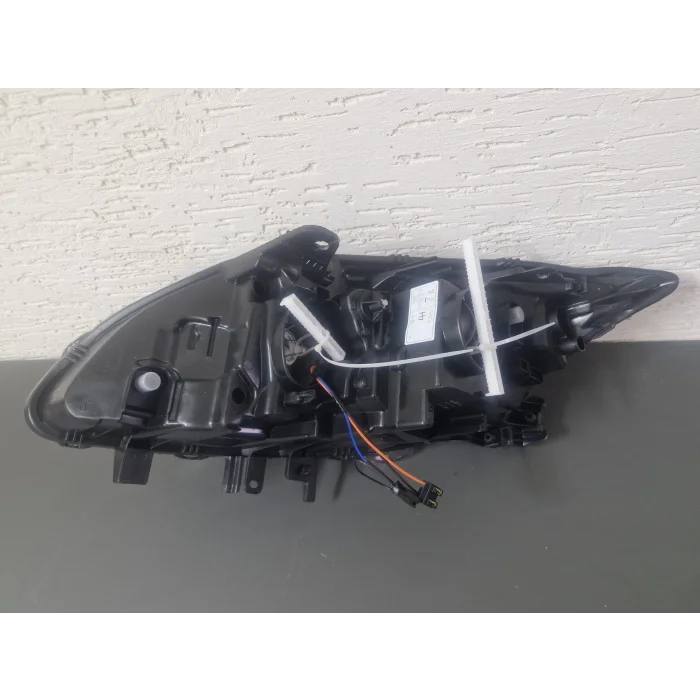 RENAULT LAGUNA 3 SAĞ ÖN FAR MOTORSUZ SIFIR 2007-2010