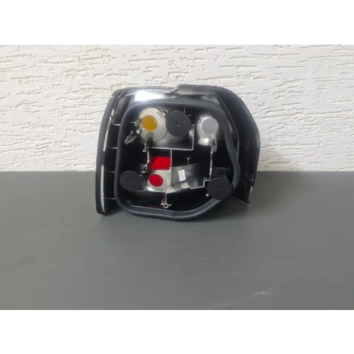 RENAULT R19 SAĞ ARKA STOP LAMBASI SIFIR 1992-1997