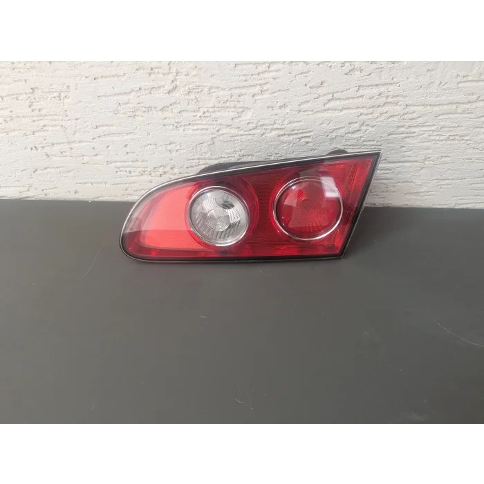 SEAT CORDOBA SAĞ ARKA BAGAJ İÇ STOP LAMBASI HELLA SIFIR 2003-2009