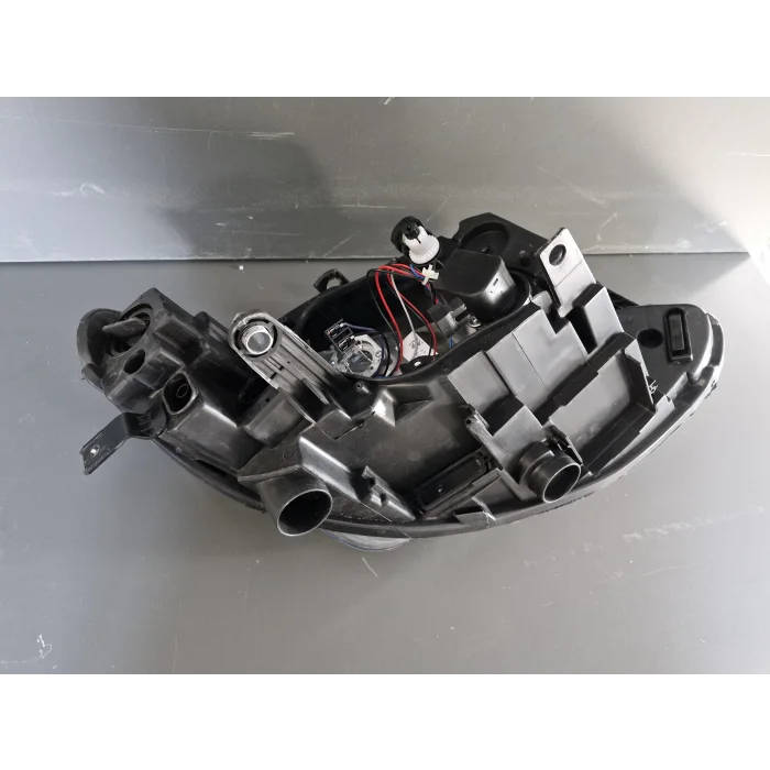 SEAT İBİZA SOL ÖN FAR ÇİFT REFLEKTÖR 2012-2017 SIFIR AYARINDA