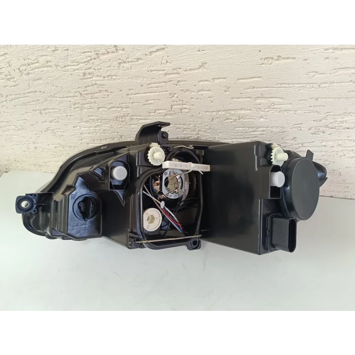 SEAT LEON SAĞ ÖN FAR MOTORSUZ SIFIR 2005-2009
