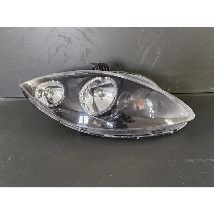 SEAT LEON SAĞ ÖN FAR SIFIR 2009-2012