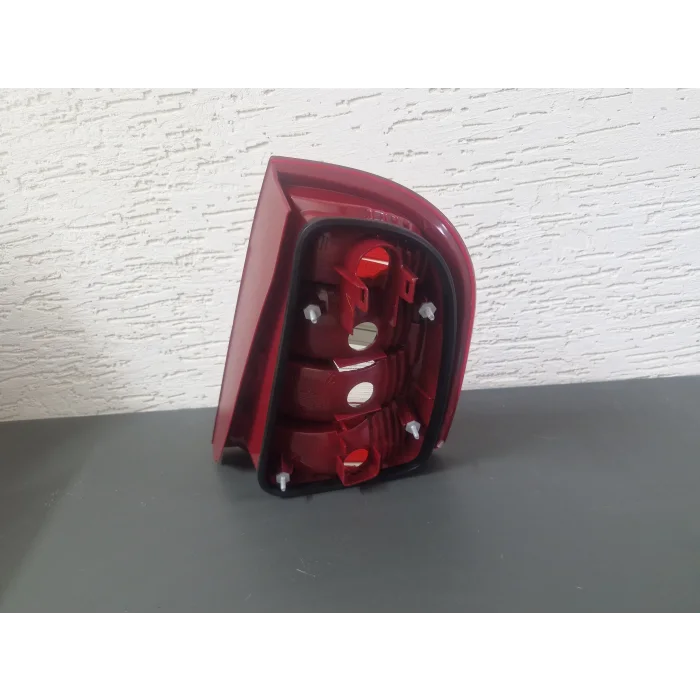 SKODA FABİA SOL ARKA STOP LAMBASI SIFIR 2005-2008